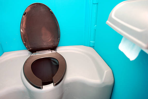 Best Portable restroom trailer rental  in Springfield, OR